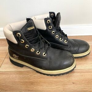 Timberland Classic Black Leather Waterproof Boots Womens Size 4.5